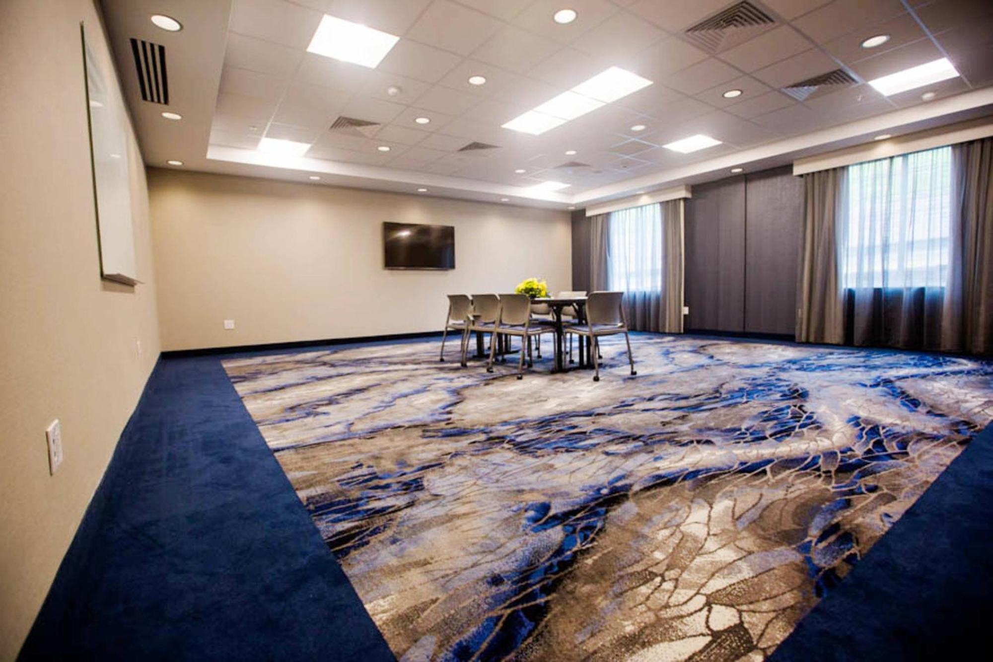 Fairfield Inn & Suites By Marriott Philadelphia Broomall/Newtown Square Exterior foto