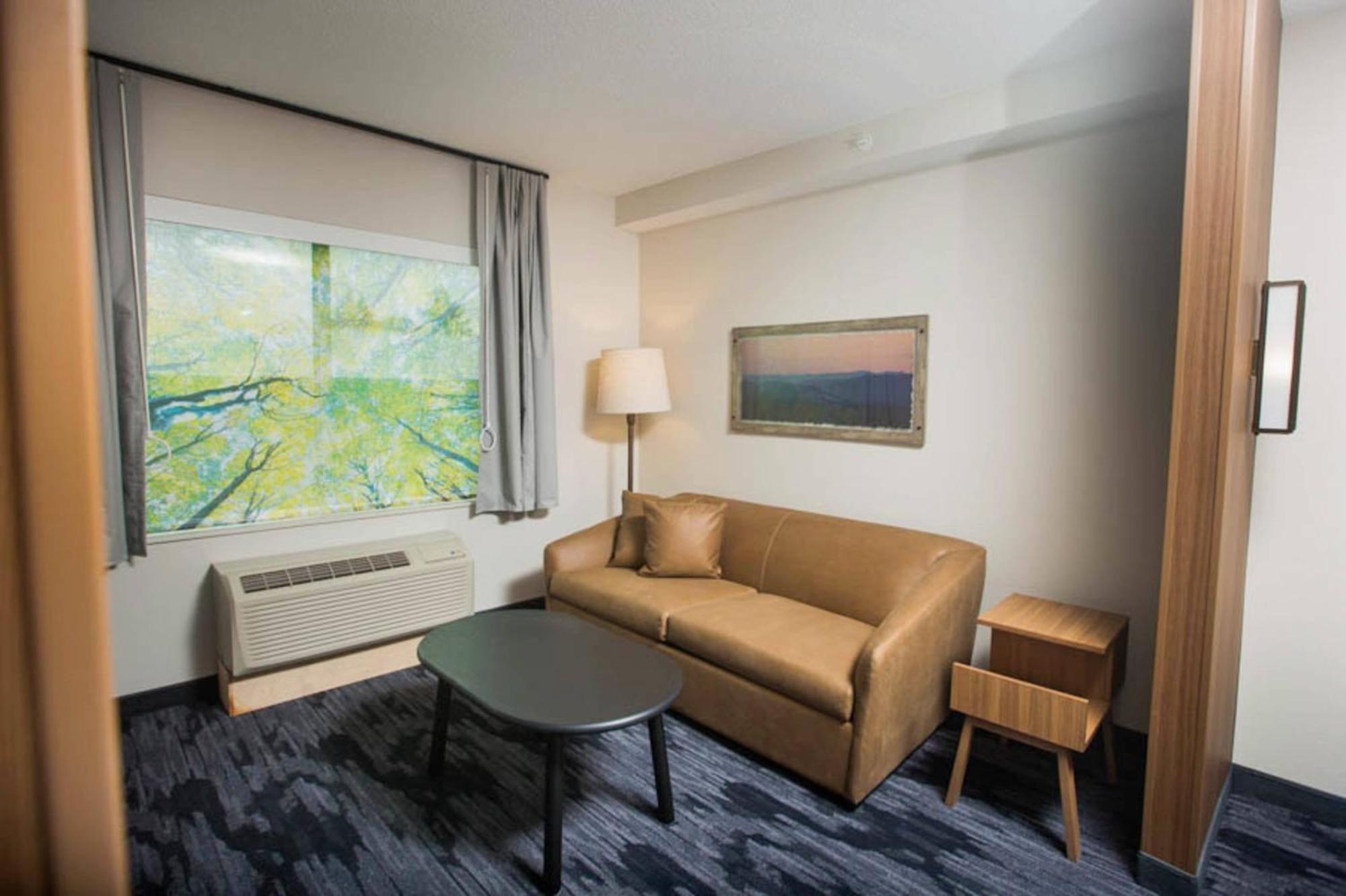 Fairfield Inn & Suites By Marriott Philadelphia Broomall/Newtown Square Exterior foto