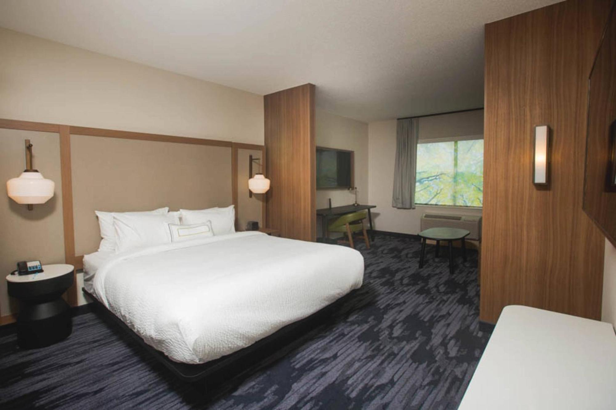Fairfield Inn & Suites By Marriott Philadelphia Broomall/Newtown Square Exterior foto