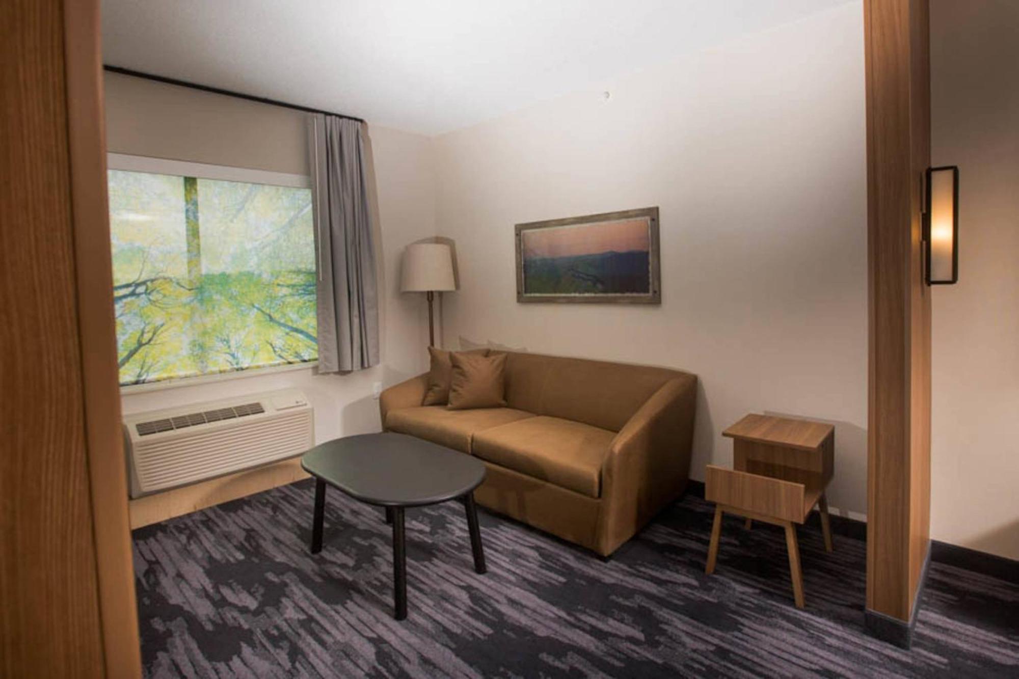 Fairfield Inn & Suites By Marriott Philadelphia Broomall/Newtown Square Exterior foto